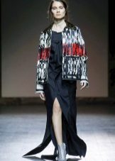 Jaqueta esportiva para vestido preto