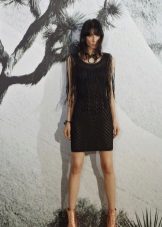 Bottes à une robe courte