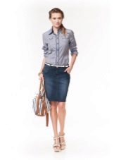 jupe crayon en jean au travail