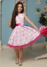 Robe élégante pour les filles de 8 à 9 ans avec un imprimé
