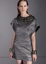 petite robe en argent de brocart
