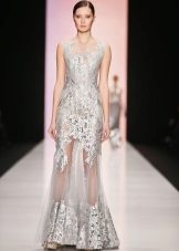 robe de perles de brocart