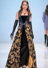 robe de soirée en brocart noir et or