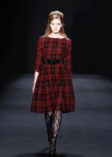 Ceinture et collants pour s'habiller en cage