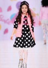 Robe tricotée pour la fille à pois