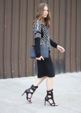 Jupe crayon et accessoires