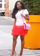Jupe rouge mini avec frange