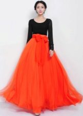 Jupe longue en mousseline avec noeud orange