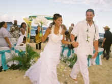 robe de mariée pour cérémonie à Hawaii