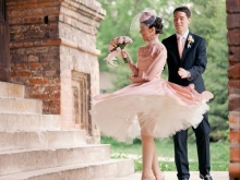 Robe de mariée à la manière d'Audrey Hepburn