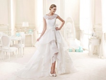Robe de mariée haute basse Nicole Fashion Group
