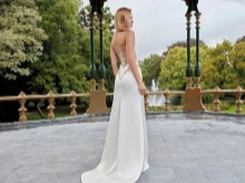 Robe de mariée avec l'illusion d'un dos ouvert