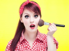Rockabilly maquillage décontracté