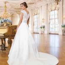 Robe de mariée une ligne avec train de la cour