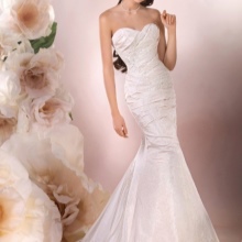 Robe de mariée sirène avec draperie