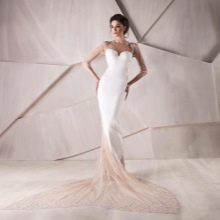Robe de mariée avec une queue de sirene