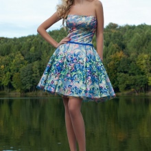 Robe courte de soirée de couleur mouche Oksana
