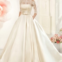 Magnifique Robe de Mariée en Ivoire par Naviblue