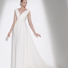 Esküvői ruha az Elie Saab Empire 2015-ös gyűjteményéből