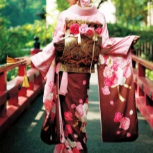 Piros japán esküvői ruha