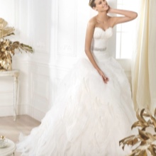 A Pronovias esküvői ruha övvel a DREAMS gyűjteményből
