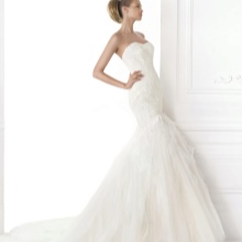 Pronovias esküvői ruha a DREAMS kollekcióból