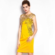 Robe courte jaune de Chine