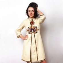 Robe en lin avec broderie