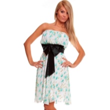 Robe bustier avec un nœud à la taille pour la silhouette Poire (triangle)