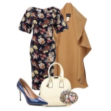 Robe avec imprimé floral et accessoires pour femme avec la figure d'une poire