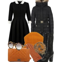 Robe moulante avec une jupe évasée et accessoires avec une silhouette de femme Colonne élancée
