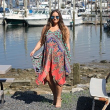Robe trapézoïdale avec un motif abstrait pour le plein