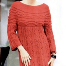 Robe d'hiver tricotée à taille haute et manches longues