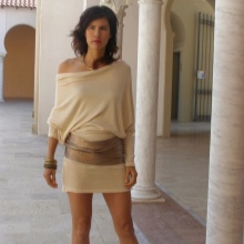 Robe courte chauve-souris beige
