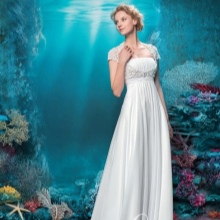 Robe empire avec dentelle