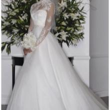 Robe de mariée A-ligne avec dentelle