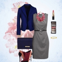 Accessoires bleus à la robe grise