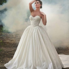magnifique robe de mariée en taffetas