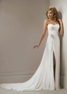 Robe de mariée coupée