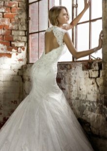 Robe de mariée avec décolleté ouvert