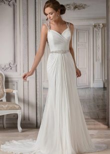 Robe de mariée à fines bretelles
