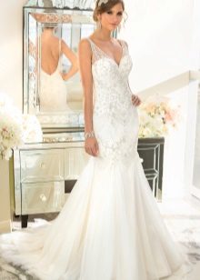 Robe de mariée à fines bretelles