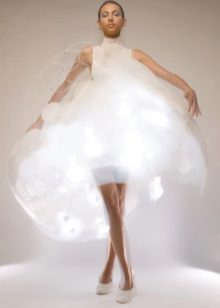 robe de mariée blanche avec svetodtody