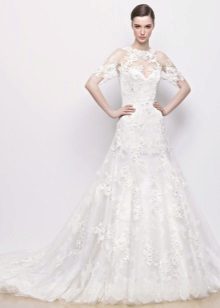 Robe de mariée ajourée