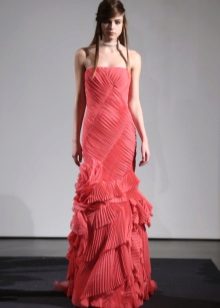 Robe de mariée rouge par Wong