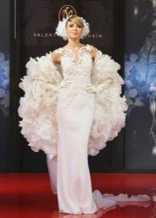 Robe de mariée de Yudashkin au défilé