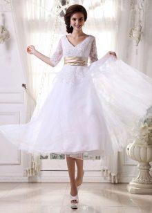 Robe de mariée courte en dentelle