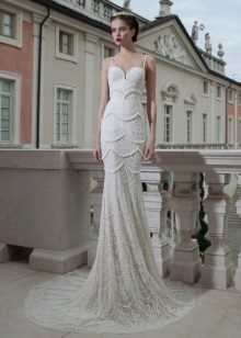 Bretelles sur une robe de mariée