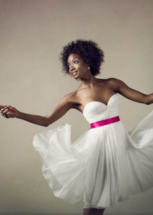 Robe de mariée courte