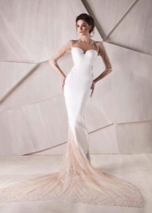 Robe de mariée sirène avec train